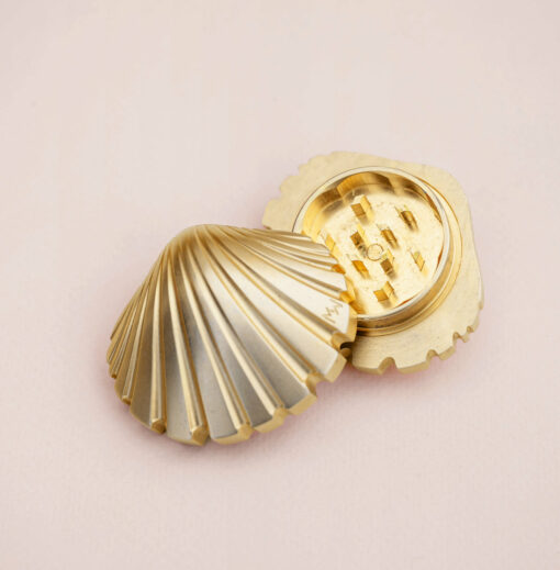 Shop Stay Golden Seashell Weed Grinder in australian