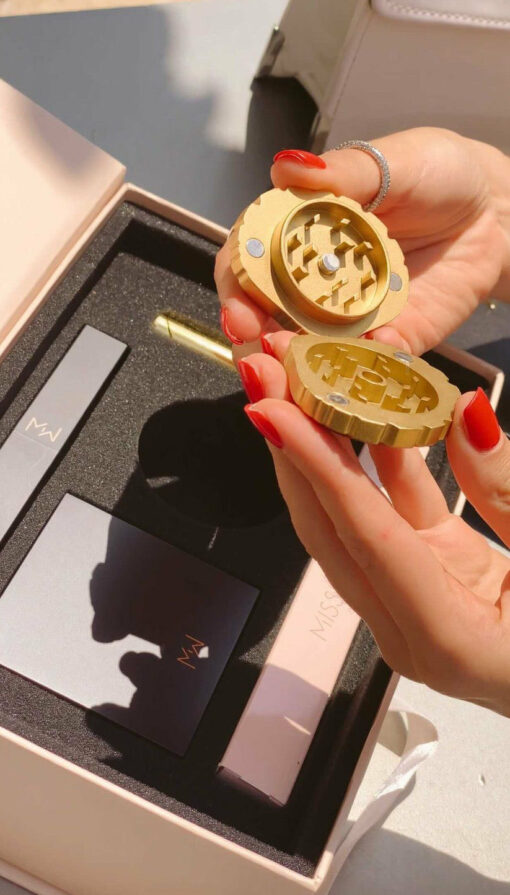 Shop Stay Golden Seashell Weed Grinder in australian