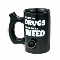 Shop I don't do drugs, I just smoke weed Mug in australian